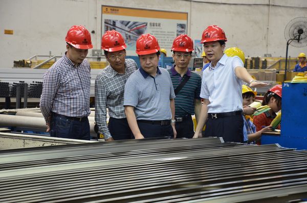 �ܤs���ƥ����P�����@��Y�{�ڥq�ҹ�