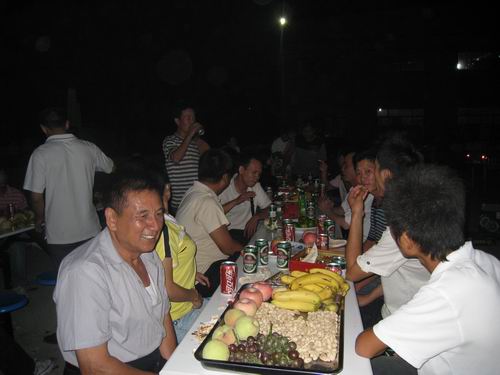 ����θ`�A���`�P�ڭ̦P��