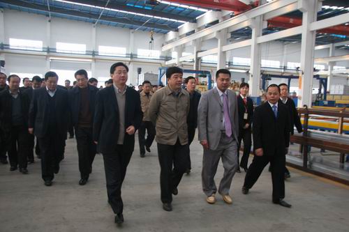 ���d�Ƭ٪�����ɨ�ڤ����q����u�@