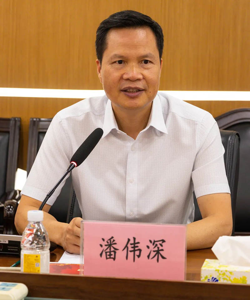 �y�ͷ|�W�A�︳���ФF�ة����Ϊ��g��P�Ͳ����p�A�ϬM�F���~���x���P�ݨD�C