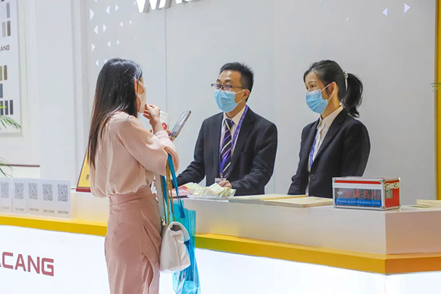 卓越之“铝”，尽在南宫NG28!南宫NG28集团闪灼第28届铝门窗幕墙新产品展览会