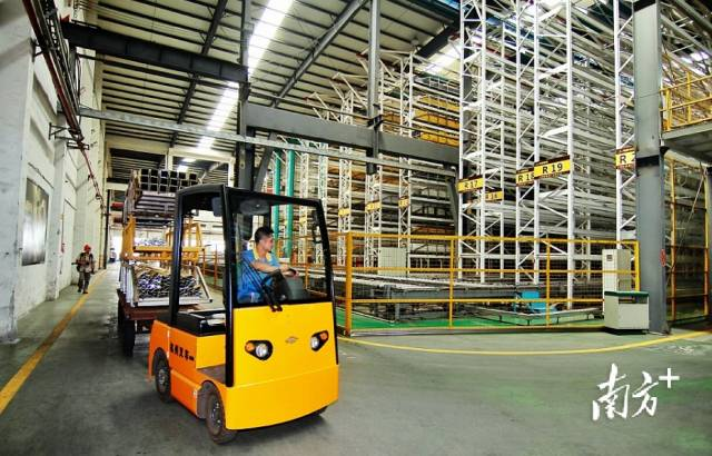 �ة����Φ۰ʭܮw