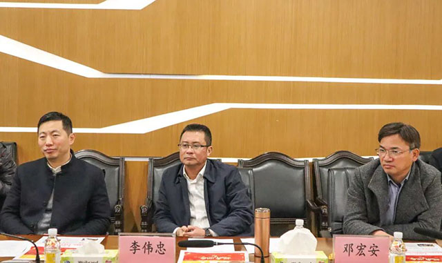 �F�y���B�|�|����ɻP�ة���ɦ@�ܥ�y