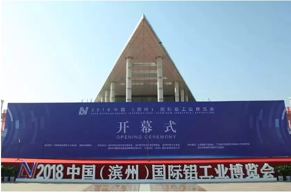 �i�|�ʺA | �����T���G���ئ{�T�u�~�i�A���V�~�襴�y�������T